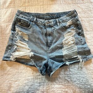 American Eagle High Rise Curvy Mom Shorts